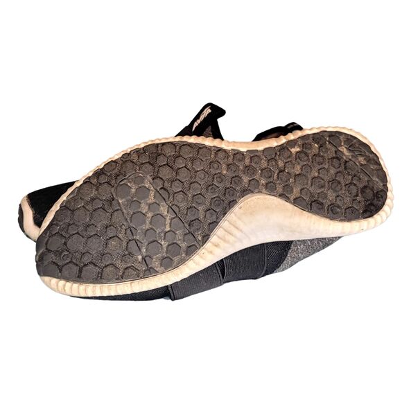 AVIA Black & Gray Fabric Upper Slip On Sneakers Women's Size 6 Memory Foam - Picture 7 of 7